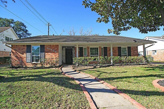 Building Photo - 10406 Bob White Dr