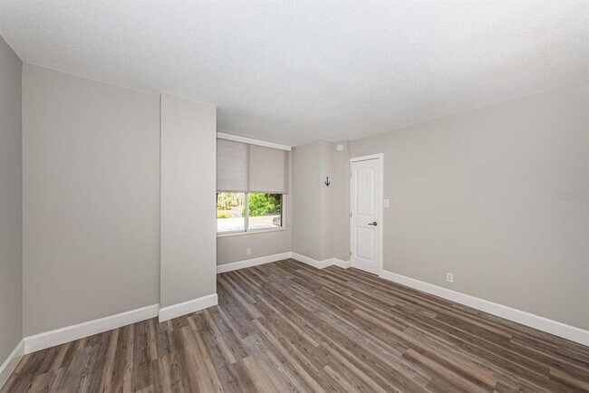 Building Photo - 5151 Isla Key Blvd S