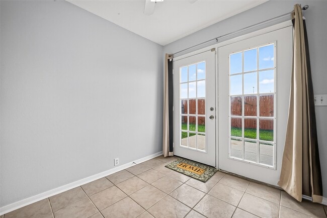 Building Photo - 510 Cypresswood Trce