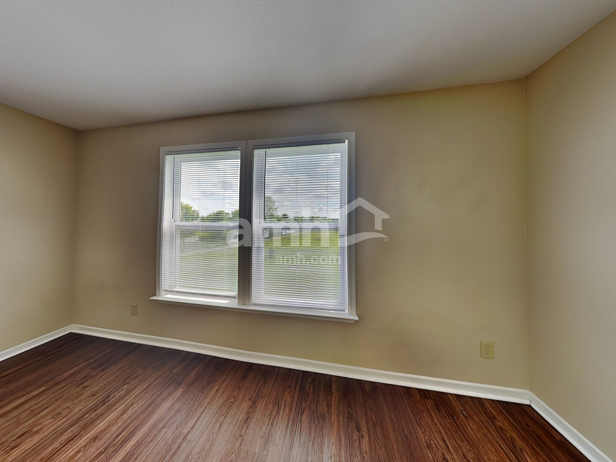 Building Photo - 8243 Retreat Ln