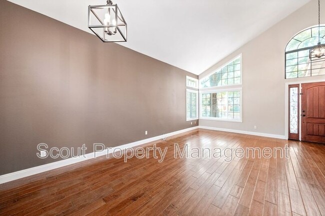 Building Photo - 24576 Jacarte Dr
