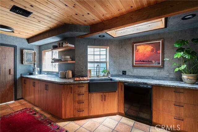 Building Photo - 5108 Strohm Ave