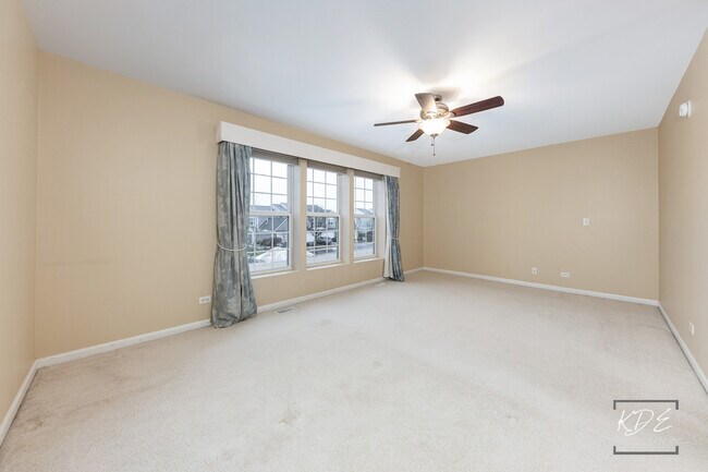 Building Photo - 651 Hawley Dr