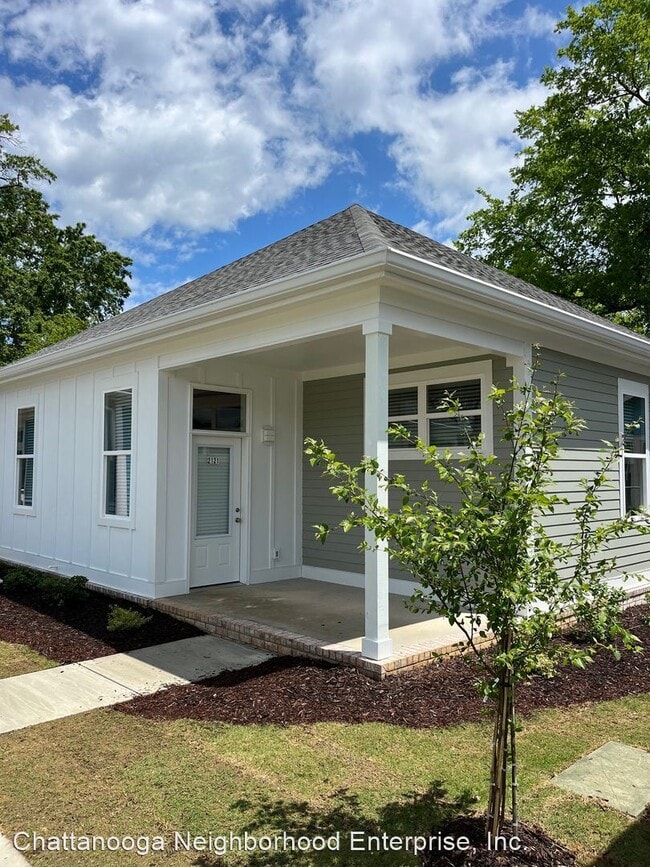 Primary Photo - 2 br, 1 bath House - 2121 Vance Ave.