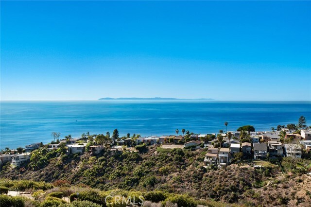 Building Photo - 925 Quivera St