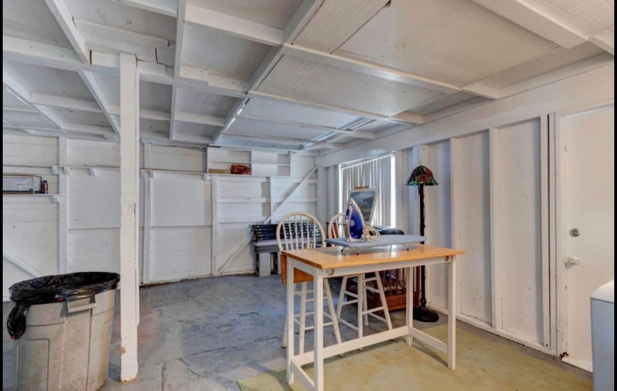 Building Photo - 118 Pierce Ave