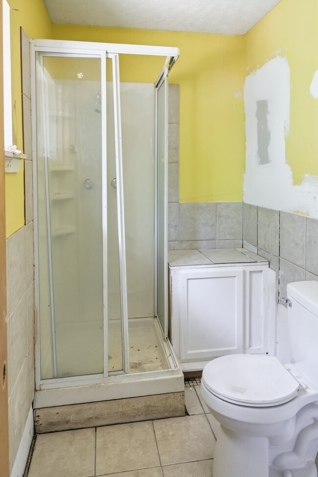 Building Photo - 6605 George Washington Dr