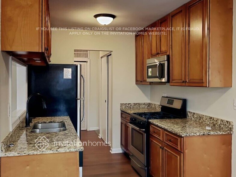 Building Photo - 81 Seabury Rd