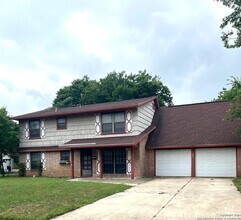 Building Photo - 136 Valley Oak Dr