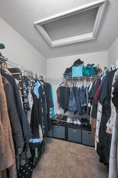 Building Photo - 4856 SE Duval Dr