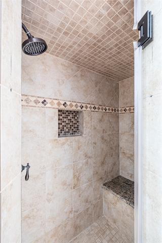 Building Photo - 1400 Sacramento Terrace