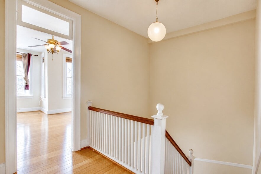 Building Photo - 2811 11th St NW