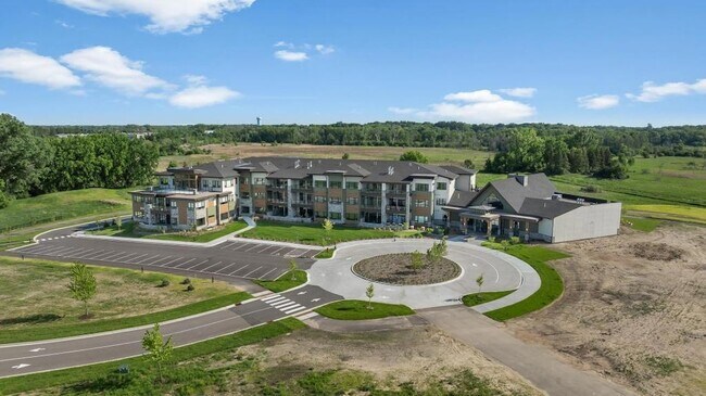 Building Photo - 1 Hill Farm Rd