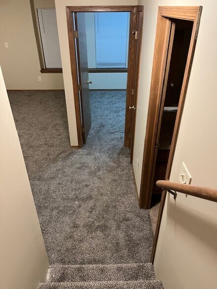 Building Photo - 3823 N Pepper Ridge St