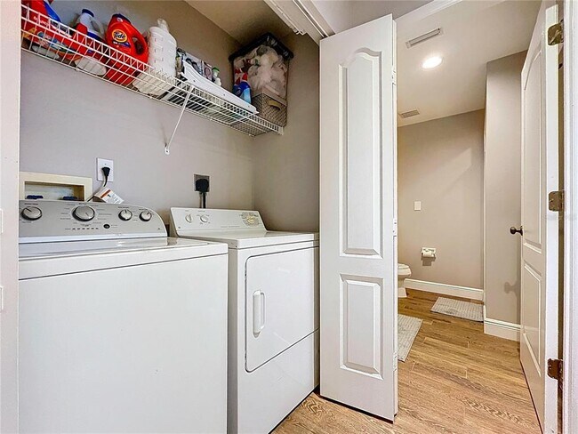 Building Photo - 3803 54th Dr W