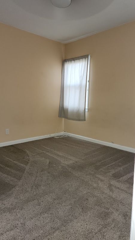 Building Photo - 1274 Tourmaline Ave