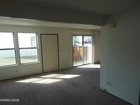 Building Photo - 364 W D St