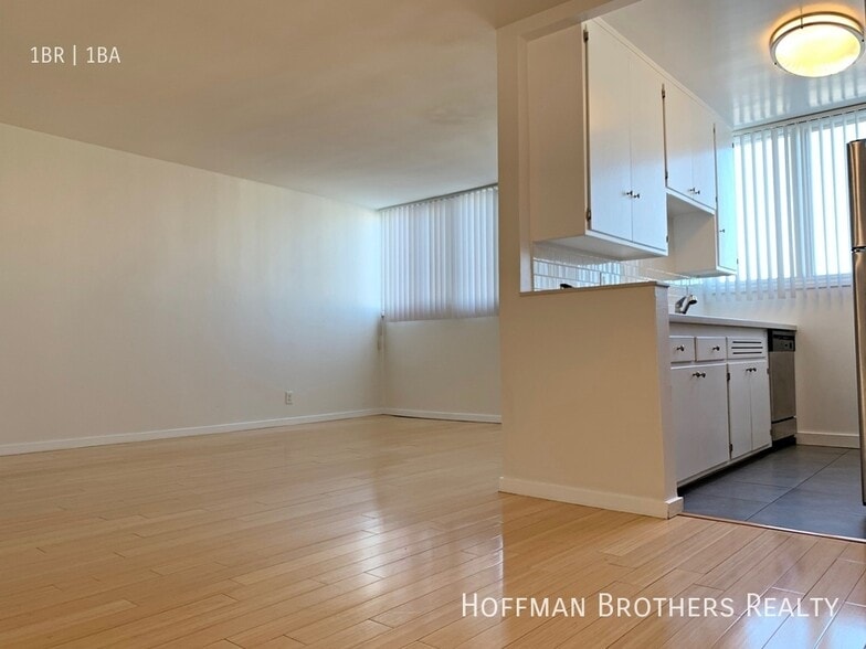 Building Photo - 1851 Winona Blvd