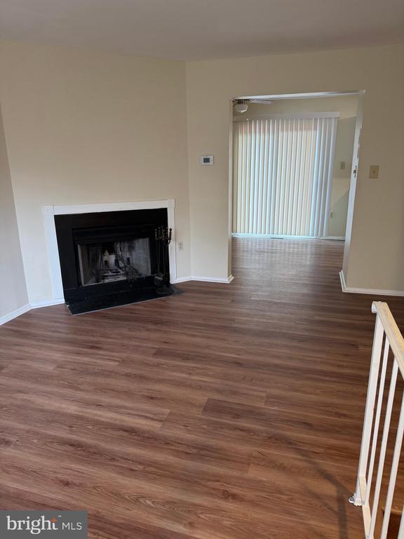 Building Photo - 5739 S Hil Mar Cir