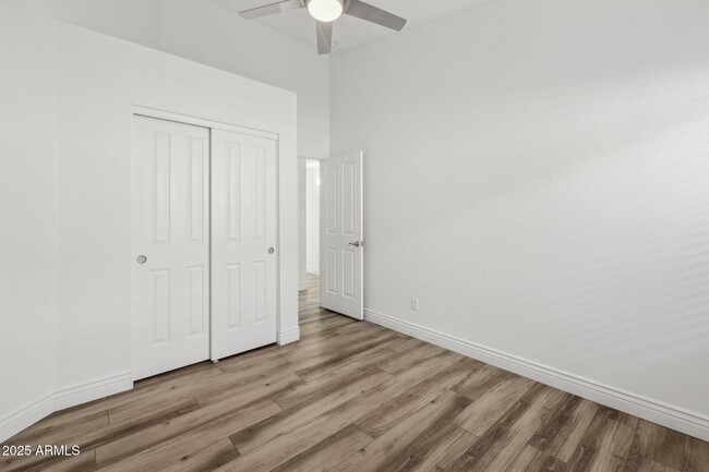 Building Photo - 3027 N 83rd Pl