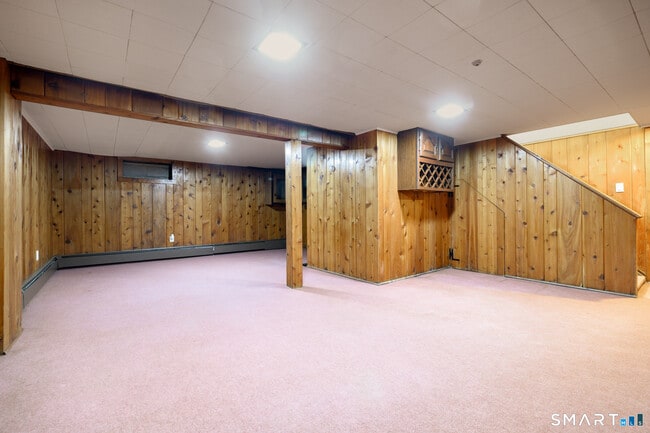 Building Photo - 20 Rockmere Rd