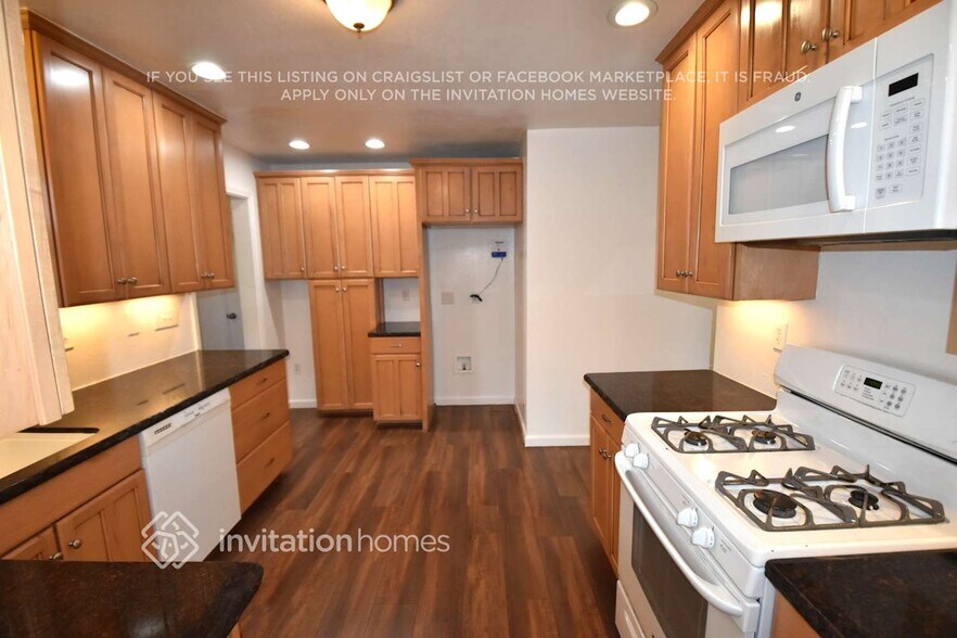 Building Photo - 2861 Herbert Way