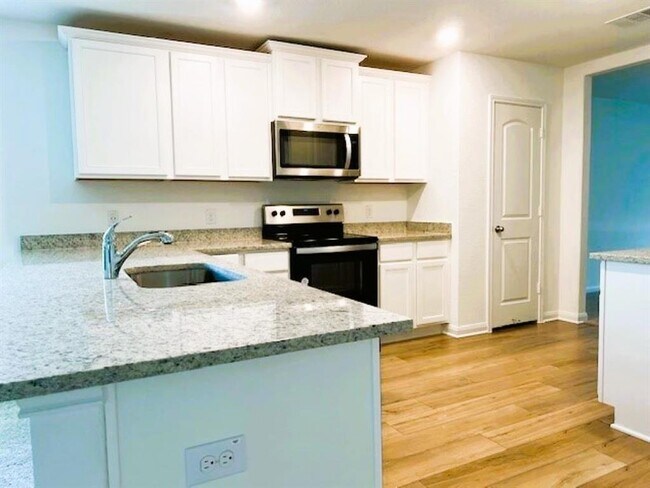 Building Photo - 13028 Torrey Reynolds Dr