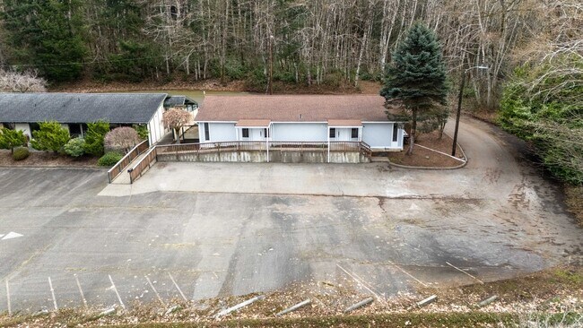 Building Photo - 332 Birch