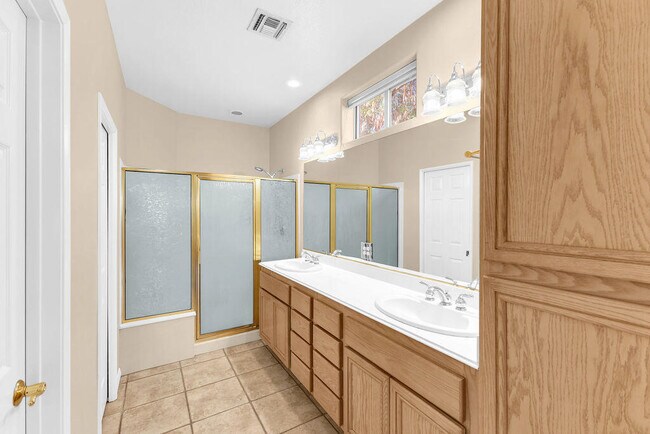Building Photo - 79851 Carmel Valley Ave