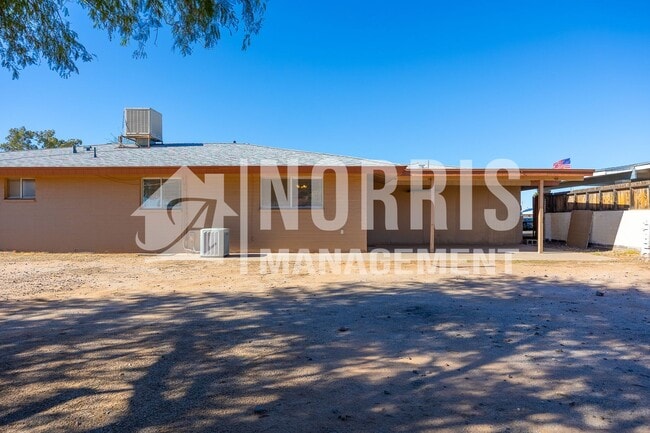 Building Photo - Great Location in Casa Grande!