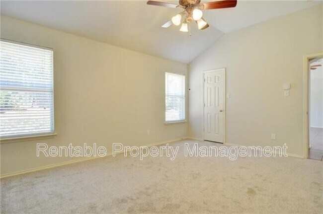 Building Photo - 4948 Sunset Ridge Dr