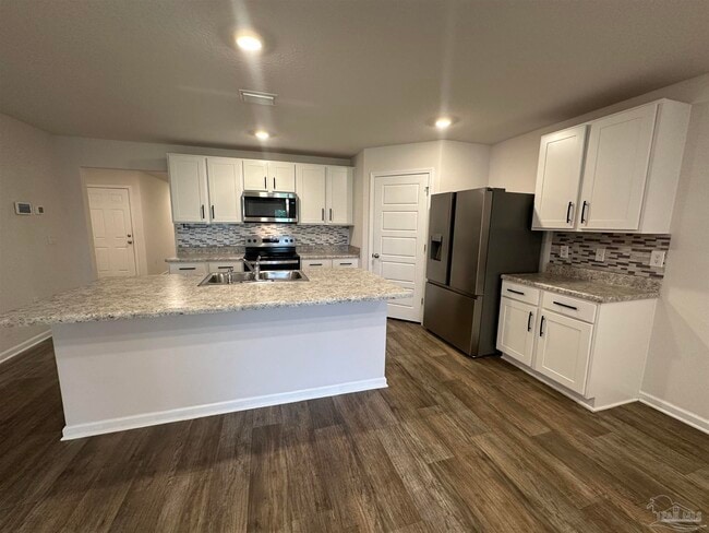 Building Photo - 7565 Steeplechase Blvd