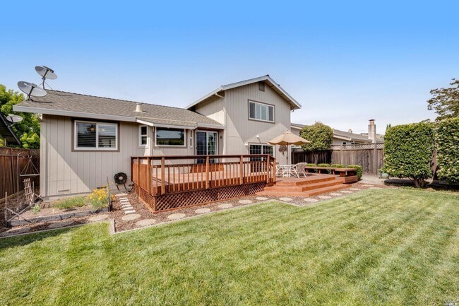 Building Photo - 1521 Genesis Ct