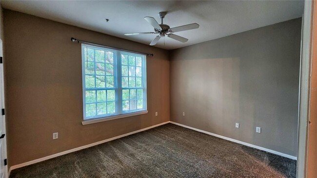Building Photo - 4170 Central Sarasota Pkwy