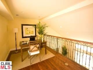 Loft - 6014 Barton Ave