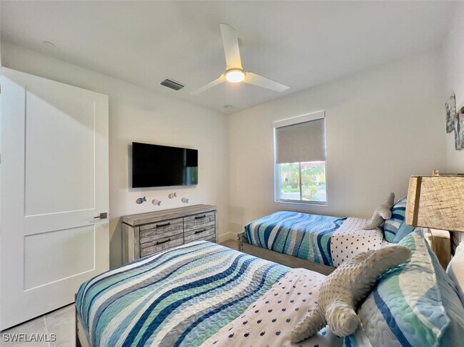 Building Photo - 5865 Shell Cove Drive