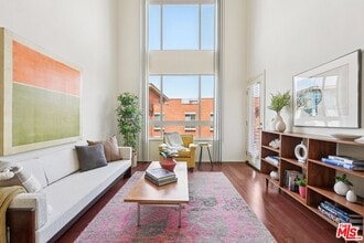 Building Photo - 100 S Alameda St