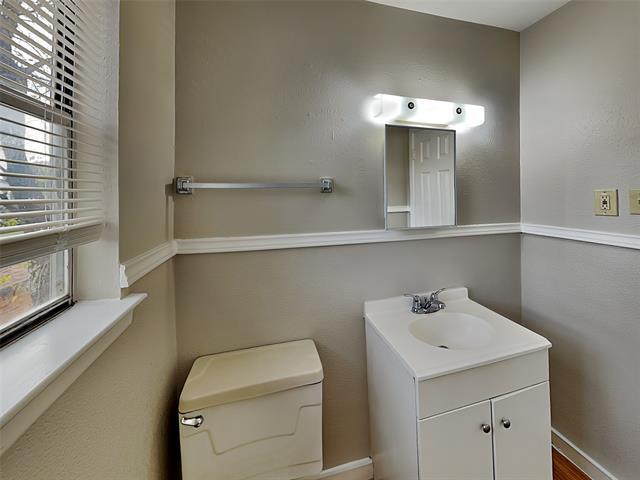 Building Photo - 329 Deer Creek Rd