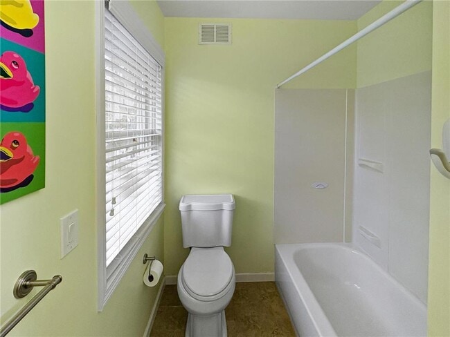 Building Photo - 4407 Curve Ave