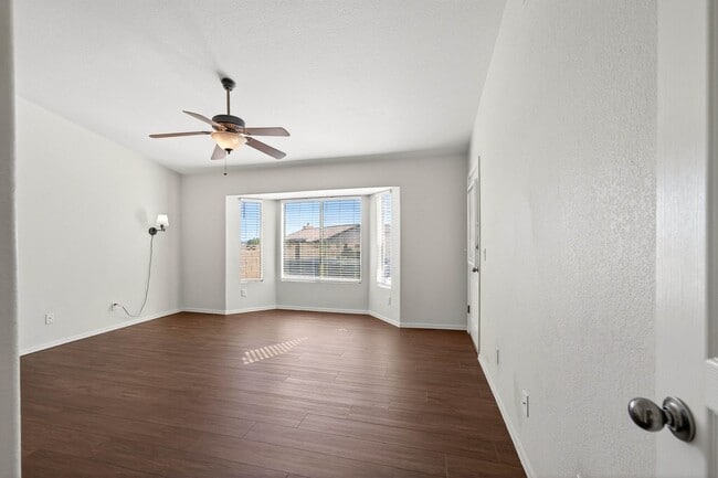 Building Photo - 3824 Plaza De La Yerba