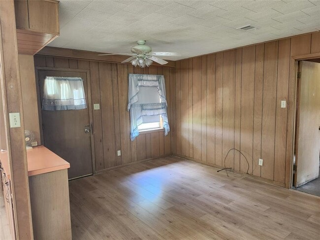 Building Photo - 4550 Co Rd 417