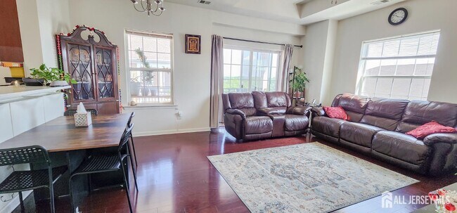 Building Photo - 548 E Celebration Way