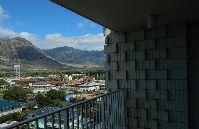 Building Photo - 85-3 Pokai Bay St