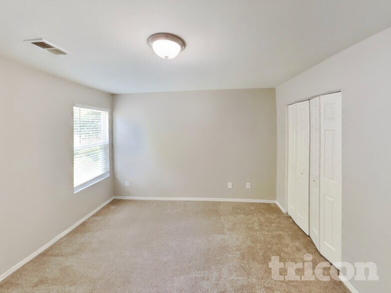 Building Photo - 5337 Liberty Hall Cir