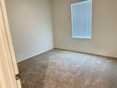 Building Photo - 4965 NE 14th Pl