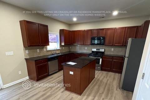 Building Photo - 7393 Basalt Dr