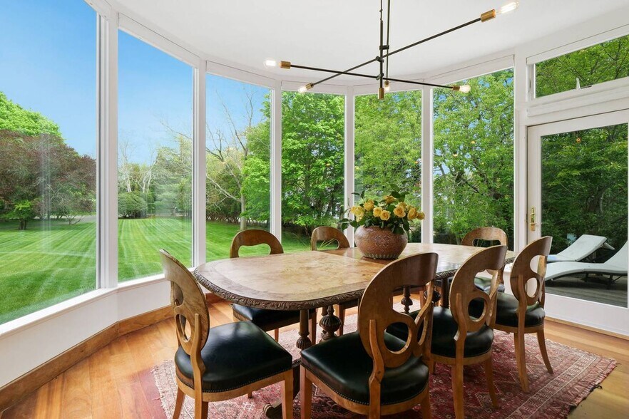 Building Photo - 81 Lee Ave