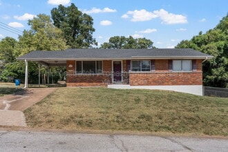 Building Photo - 500 N Elizabeth Ave