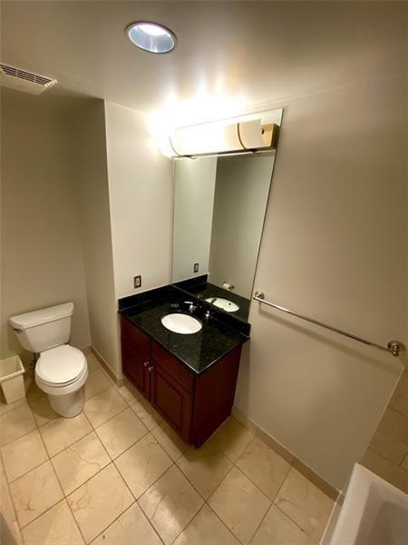 Building Photo - 195 14th St NE