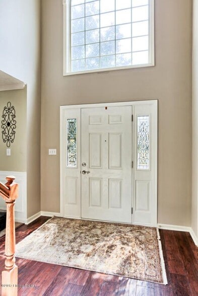 Building Photo - 9217 Eminence Ct